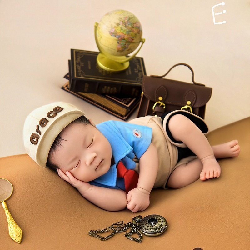 مستلزمات تصوير المواليد الجدد  - مراجعة Photography Book وسعره